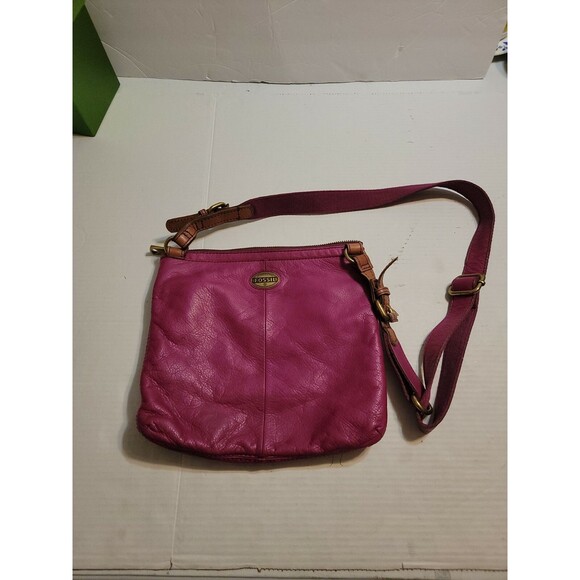 Fossil Pink Fuchsia Explorer Swing Pack Leather Crossbody Shoulder Bag - Picture 1 of 8
